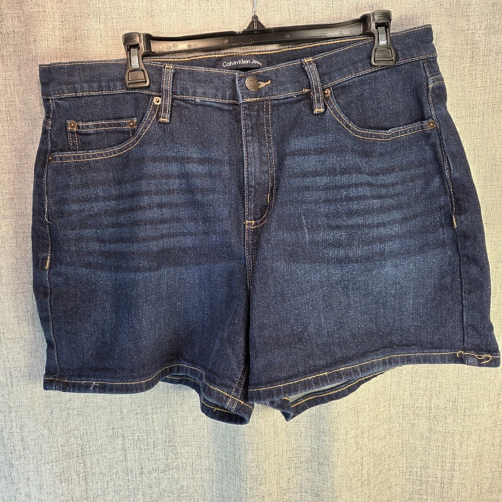 Calvin Klein Jeans Womens Shorts 90's High Rise Mom Denim 16/33 Festival Stretch